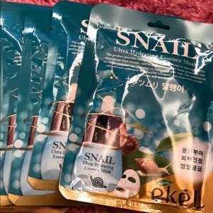 Snail Ultra Hydrating Essence Mask (10pieces)